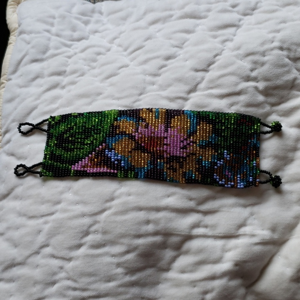 Beautifully designed beaded bracelet
